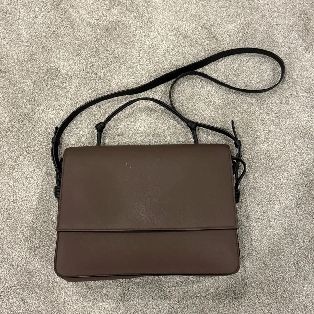 Von Holzhausen “The Handheld” Satchel Chocolate Brown and Black Trim - Picture 5 of 16